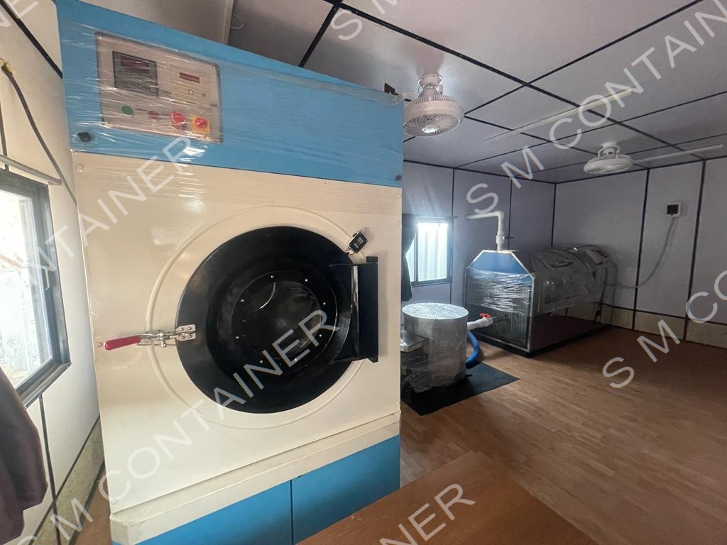 COMMERCIAL LAUNDRY